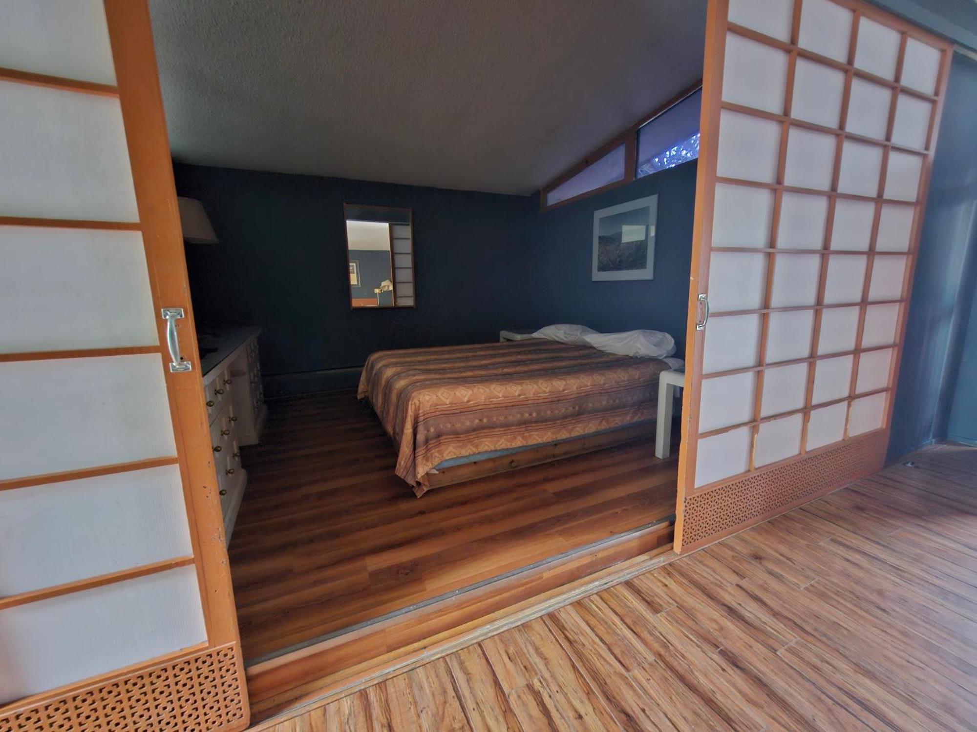 Tiki Village Inn Vernon Eksteriør billede
